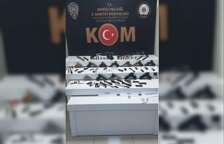 Operasyonda mini cephanelik ortaya çıktı