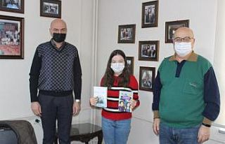(Özel) 8. sınıf öğrencisi ikinci kitabını yazdı