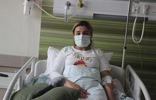 (Özel) Korona virüs tedavisi gören sağlık çalışanı...