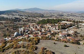 (Özel) Muhtar olduğuna inandırmak için kimliğini...