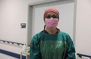 (ÖZEL) Prof. Dr. Tekin, Covid-19 hastası annelerin...