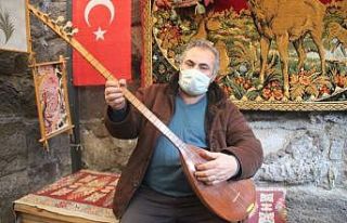 (Özel) Yaşlıları korona virüse karşı uyarmak...