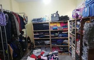 Palu’da ihtiyaç sahiplerine "Mağaza"...