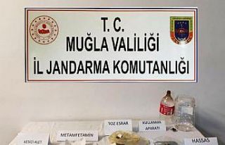 Pansiyondan esrar ticaretine 4 gözaltı