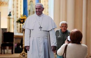 Papa Francis, Mart’ta Irak’ı ziyaret edecek