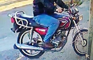 Park halindeki motosiklet çalındı