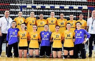 Paşanın melekleri grup lideri olarak çeyrek finalde