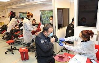 Polisten kan kampanyasına destek