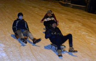 Posof’ta çocukların kızak keyfi