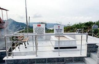 Rize İl Özel İdaresi şehit mezarlarını onarıyor