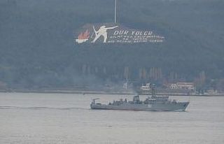 Rus savaş ve askeri römorkör gemisi Çanakkale...