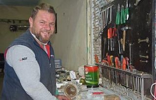 Sahnelerden, konserlerden, bobinaj ustalığına dönüş
