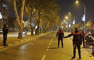 Sakarya’da kısıtlamaya uymayan 196 kişiye 228...