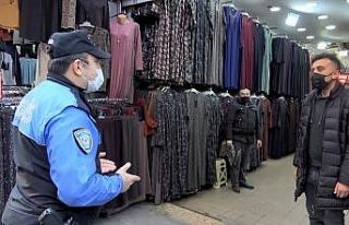 Samsun’da polisten vatandaşa korona uyarısı