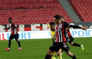 Samsunspor ve Nurullah Aslan geçen sezonki formunu...