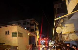 Sancaktepe’de iş yerinden korkutan yangın