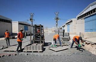 Şanlıurfa’da yol yapım çalışmaları sürüyor