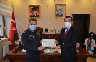 Sarıkamış’ta polis başarısıyla göz kamaştırıyor