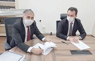 Sarız’da “Sosyal alandan uzaklaş, kitap pandemide...