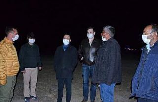 Sazlık alandaki toprak yanması ve duman yerinde...