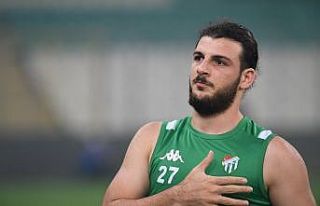 Sedat Dursun, Bursaspor’la olan sözleşmesini feshetti