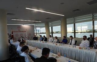 Şehir Hastanesinde doktorların kariyer kutlaması