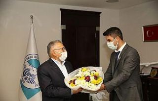 Şehit aileleri ve gazilerden Başkan Büyükkılıç’a...