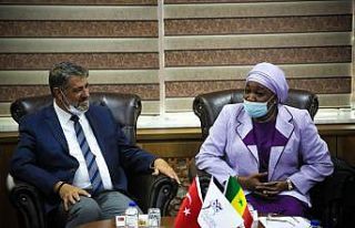 Senegal’den KBÜ’ye ziyaret