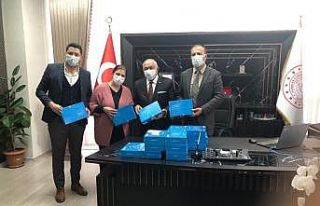 Siirt TSO’dan uzaktan eğitime tablet desteği