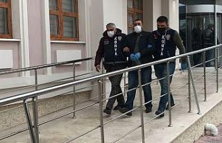 Silahlı çatışmada üvey babasının arkadaşını...