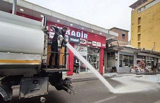 Silvan Belediyesi dezenfekte çalışmalarına devam...