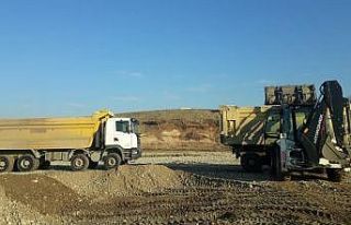 Silvan’da yol bakım ve onarım çalışmaları...