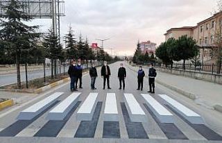 Simav Belediyesi’nden 3 boyutlu yaya geçidi çalışması