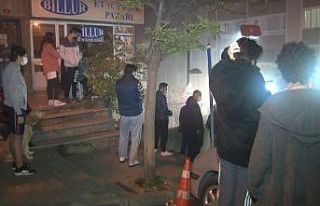 Şişli’de kumaş deposunda yangın çıktı, mahalleli...