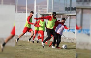 Sivasspor’da Hakan Arslan çalışmalara başladı
