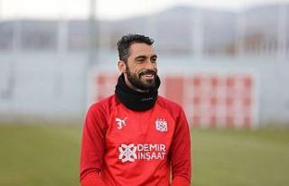 Sivasspor’da Uğur Çiftçi korona virüsü atlattı!