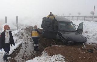 Sivassporlu yönetici ve ailesi kazada yaralandı