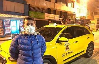 Sokağa çıkma kısıtlaması en çok taksileri vurdu