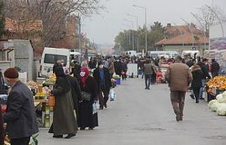 Sokağa çıkma kısıtlaması nedeniyle Cumartesi...
