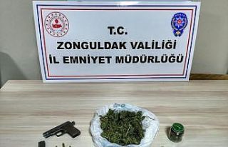 Sokağa çıkma kısıtlamasında uyuşturucu ile...