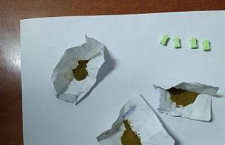 Sokağa çıkma kısıtlamasından kaçtılar uyuşturucuyla...