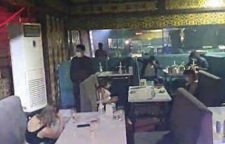 Sokağa çıkmaya yasağını delip eğlence mekanında...