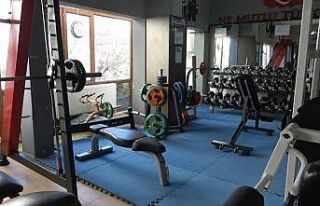 Spor salonları kapatılan dört ilden biri olan Isparta’da...