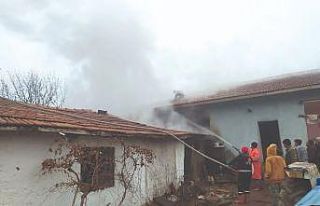 Sungurlu itfaiyesi bu sene 272 yangına müdahale...