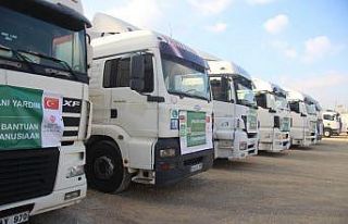 Suriye’ye 30 tırlık yardım gönderildi