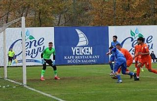 Takım arkadaşları korona virüse yakalanınca kaleye...