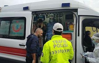 Takla atan araçtan burunları bile kanamadan çıktılar