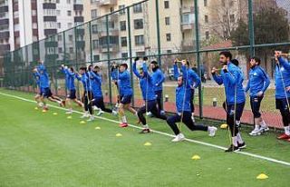 Talasgücü Belediyespor hazırlıklarını sürdürüyor