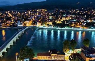 Tarihi Koyunbaba Köprüsü’ne aydınlatma projesi