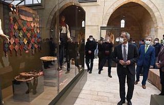 Tarsus Kültür Evi halkın ziyaretine açıldı